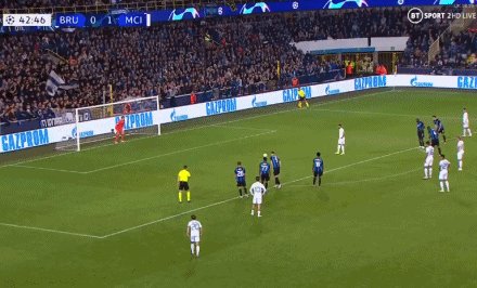 1634669094446098592.gif